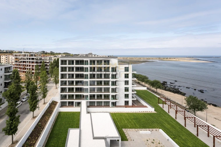 Apartamento T4 para Venda em Canidelo Foto 44