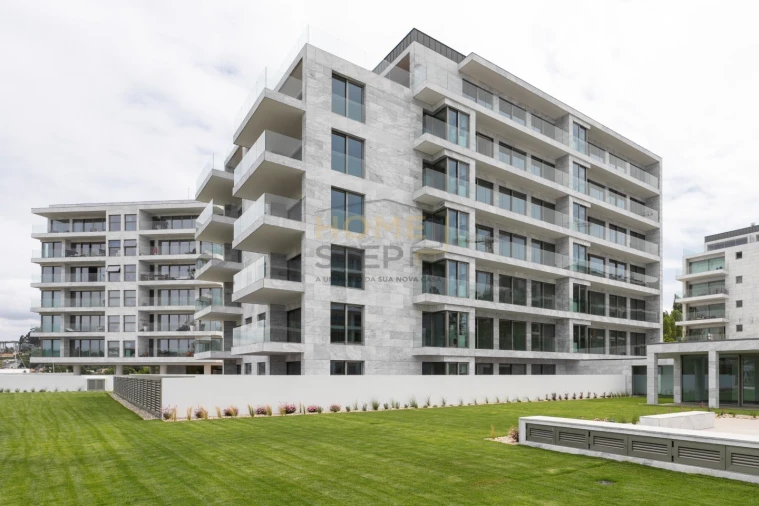 Apartamento T4 para Venda em Canidelo Foto 51
