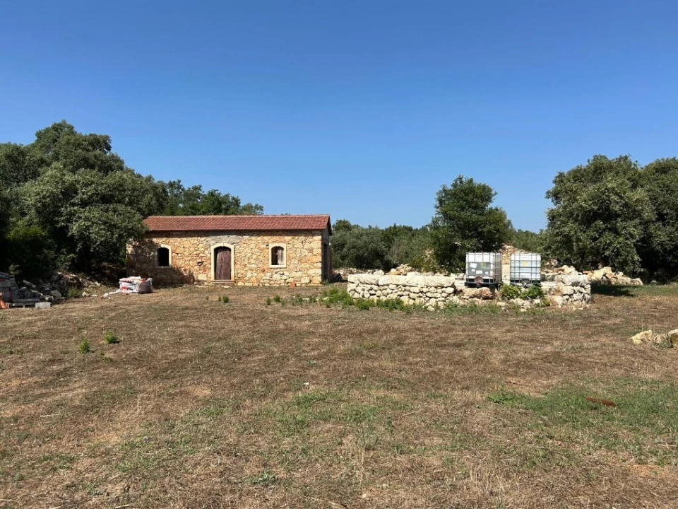 Moradia T3 para Venda em Chãos Foto 2