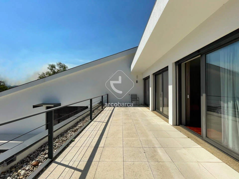 Moradia T5 para Venda em Fontão Foto 25