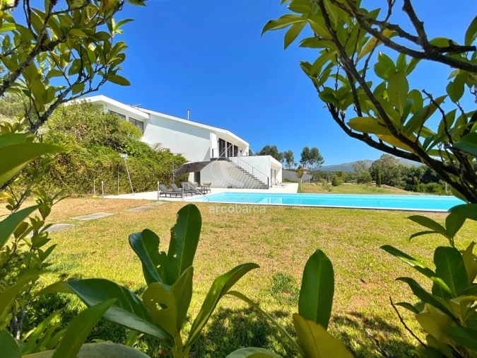 Moradia T5 para Venda em Fontão Foto 53