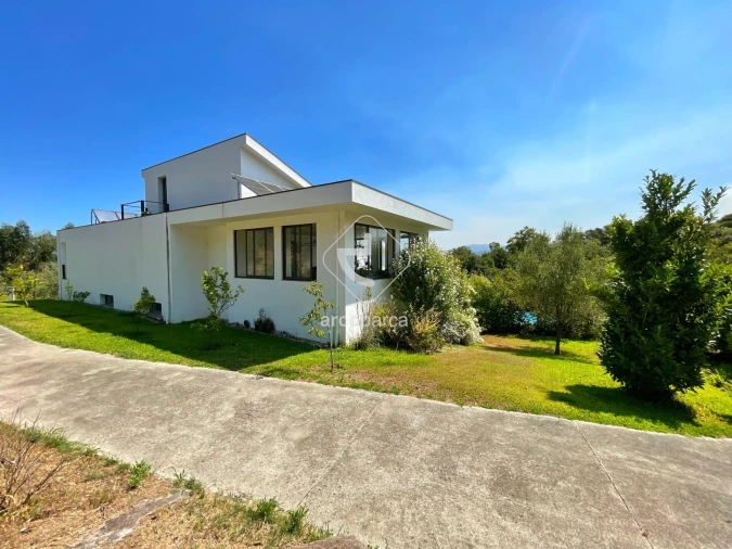 Moradia T5 para Venda em Fontão Foto 50