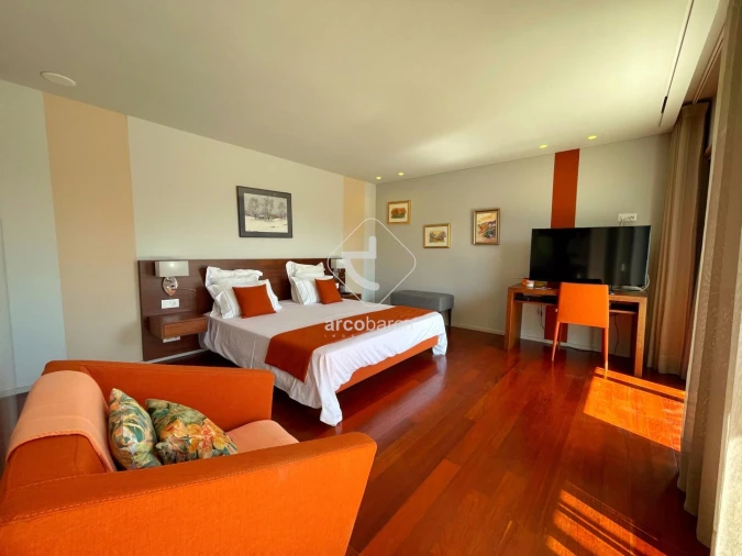 Moradia T5 para Venda em Fontão Foto 17