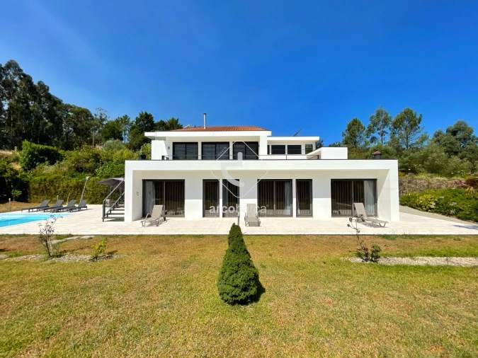 Moradia T5 para Venda em Fontão Foto 1