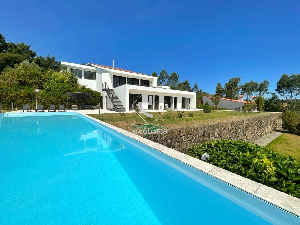 Moradia T5 para Venda em Fontão Foto 2