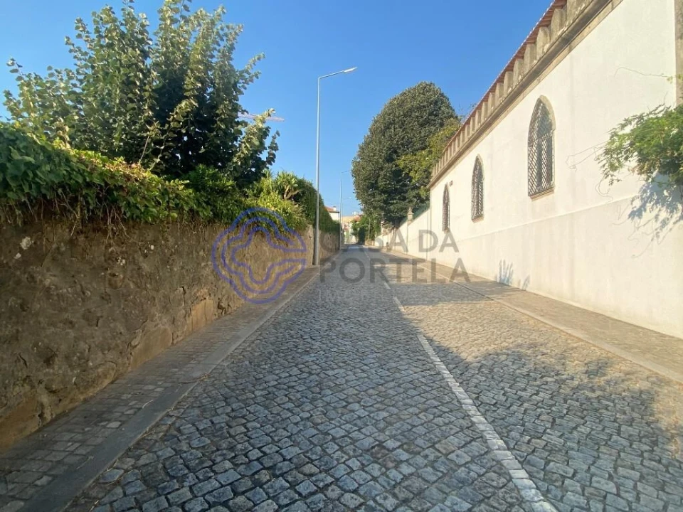 Terreno para Venda em Cidade da Maia Foto 14