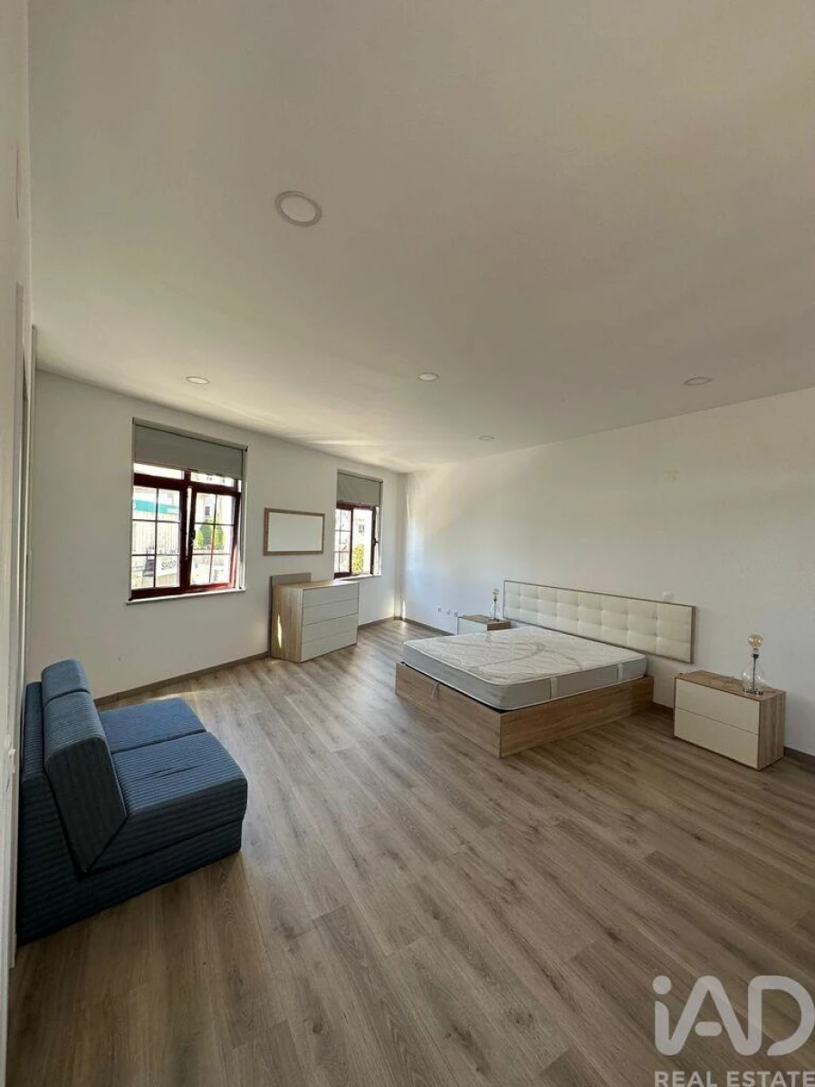 Apartamento T1 para Venda em Covilhã e Canhoso Foto 29