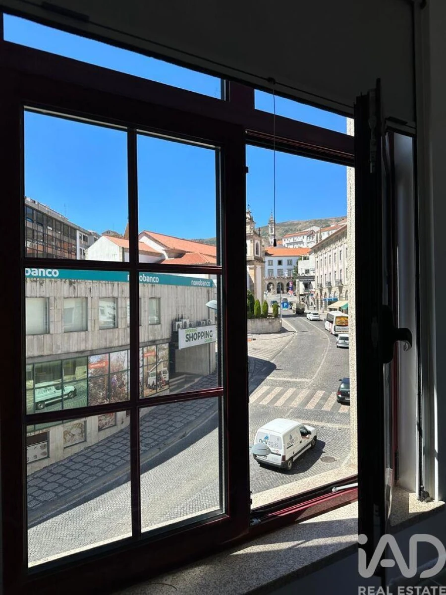 Apartamento T1 para Venda em Covilhã e Canhoso Foto 28