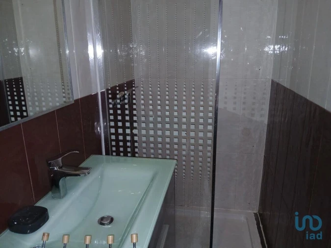 Apartamento T1 para Venda em Covilhã e Canhoso Foto 11