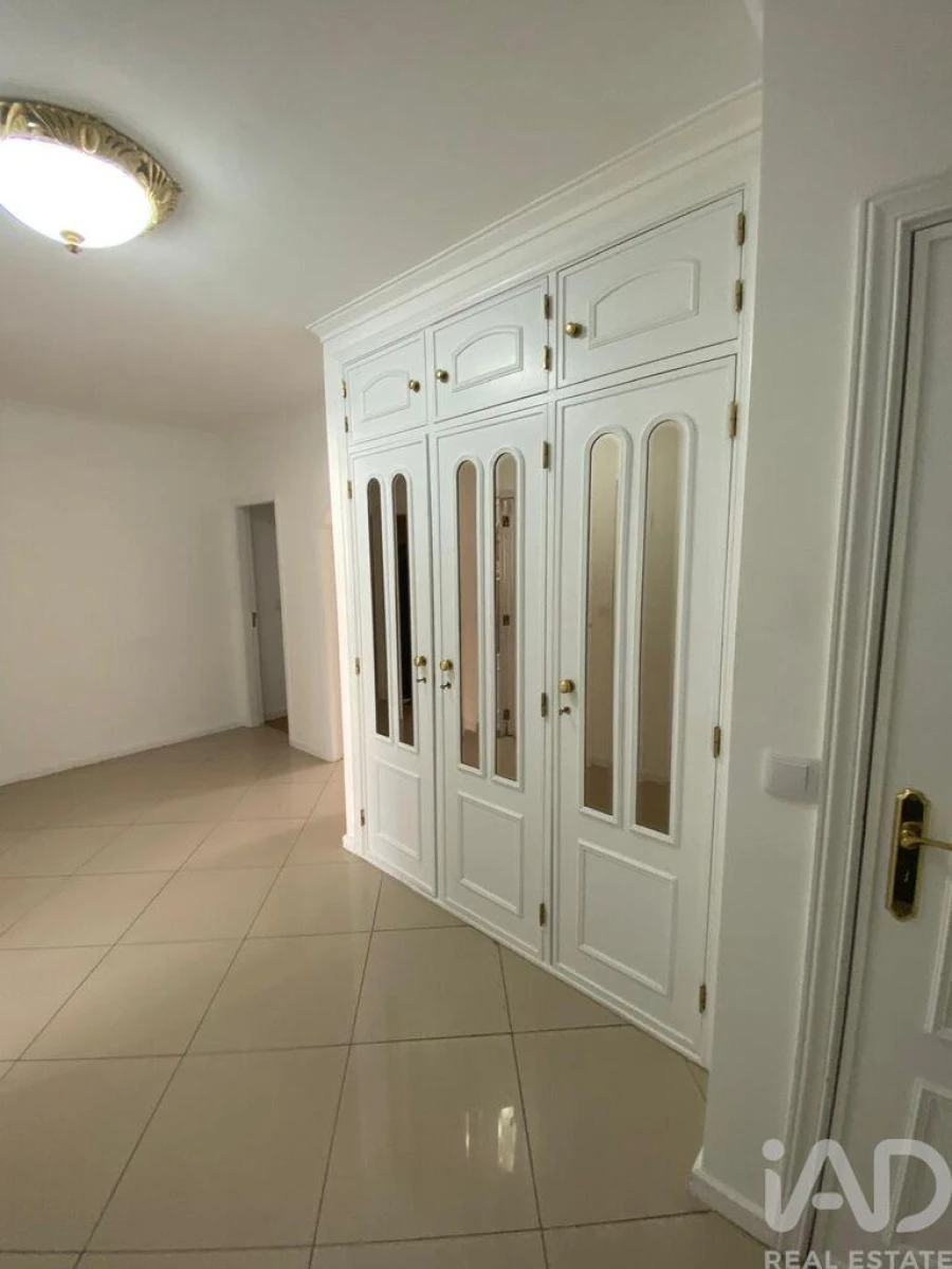 Apartamento T4 para Venda em Queluz e Belas Foto 16