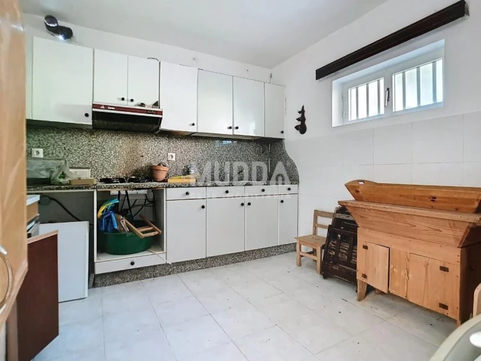 Moradia T5 para Venda em Santa Maria Maior Foto 36