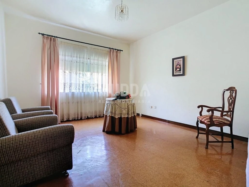 Moradia T5 para Venda em Santa Maria Maior Foto 17