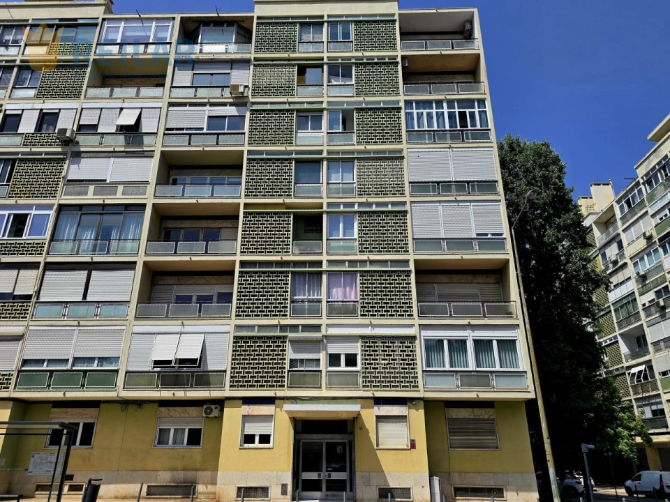 Apartamento T3 para Venda em Benfica Foto 4