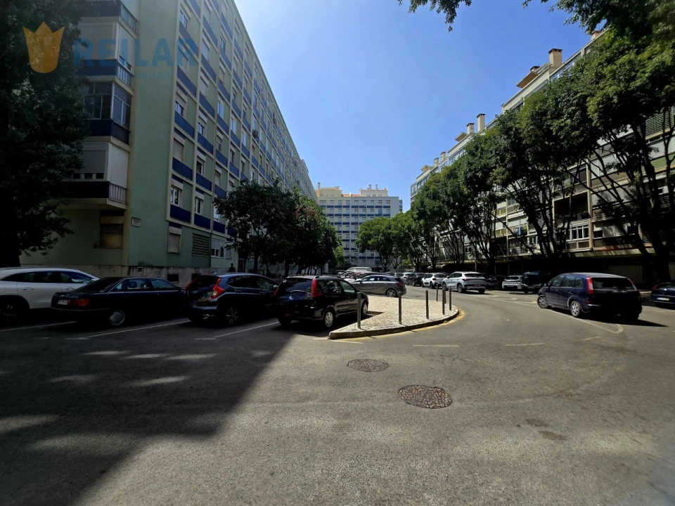 Apartamento T3 para Venda em Benfica Foto 18