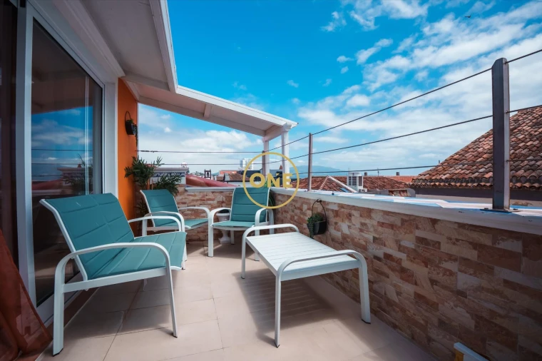 Moradia T4 para Venda em Ponta Delgada (São José) Foto 16