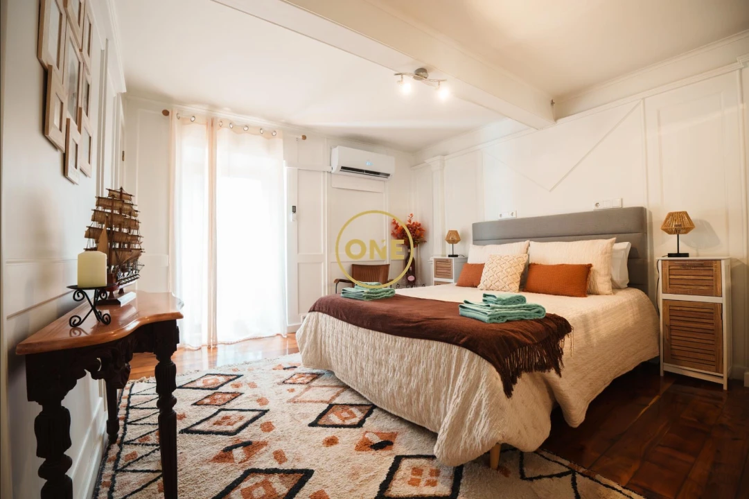 Moradia T4 para Venda em Ponta Delgada (São José) Foto 8