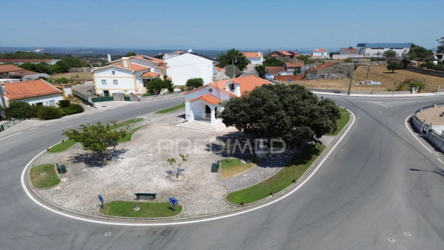 Moradia T6 para Venda em Fatima Foto 12