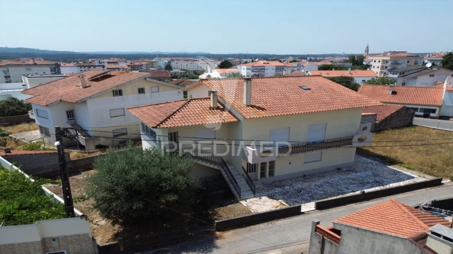 Moradia T6 para Venda em Fatima Foto 6