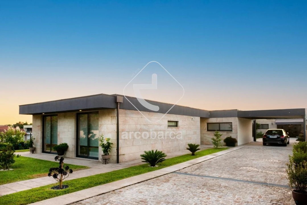 Moradia T3 para Venda em Arca e Ponte de Lima Foto 9