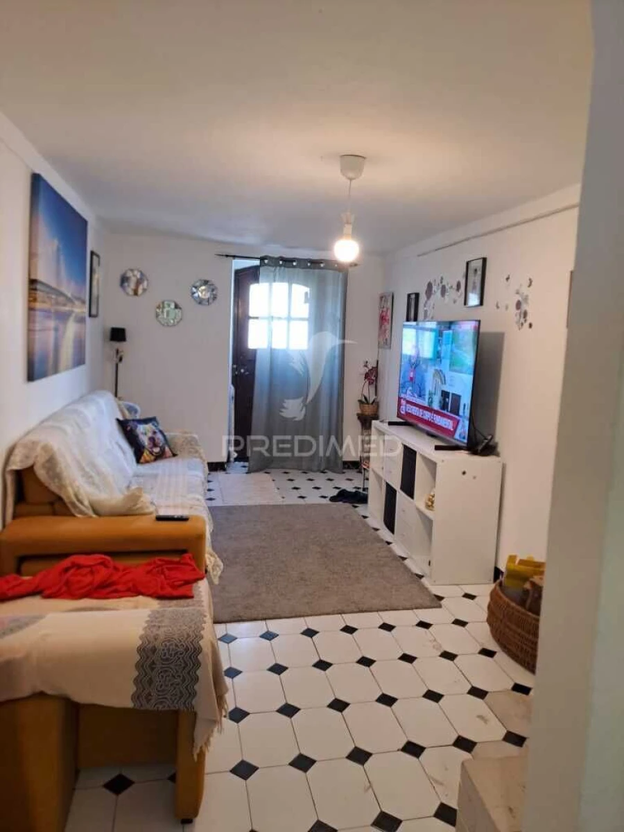 Moradia T2 para Venda em Alpalhão Foto 6