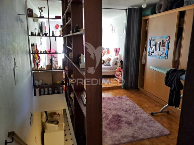 Moradia T2 para Venda em Alpalhão Foto 2