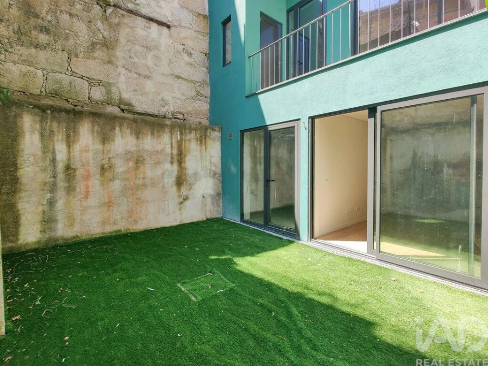 Apartamento T1 para Venda em Cedofeita, Santo Ildefonso, Sé, Miragaia, São Nicolau e Vitória Foto 3