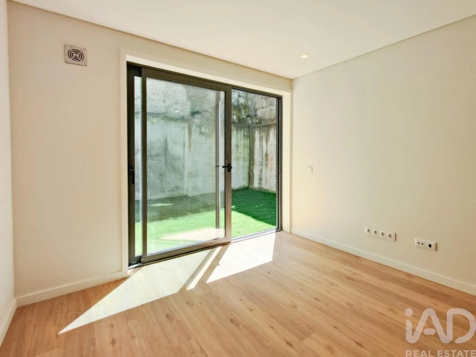 Apartamento T1 para Venda em Cedofeita, Santo Ildefonso, Sé, Miragaia, São Nicolau e Vitória Foto 17