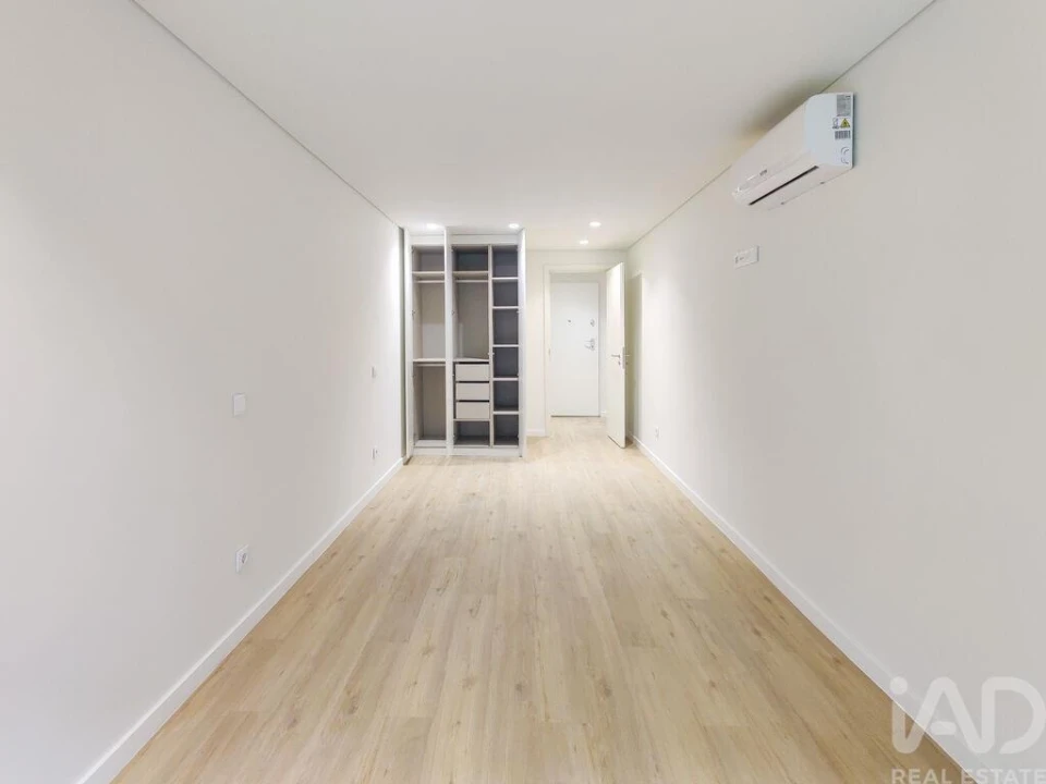 Apartamento T1 para Venda em Cedofeita, Santo Ildefonso, Sé, Miragaia, São Nicolau e Vitória Foto 20