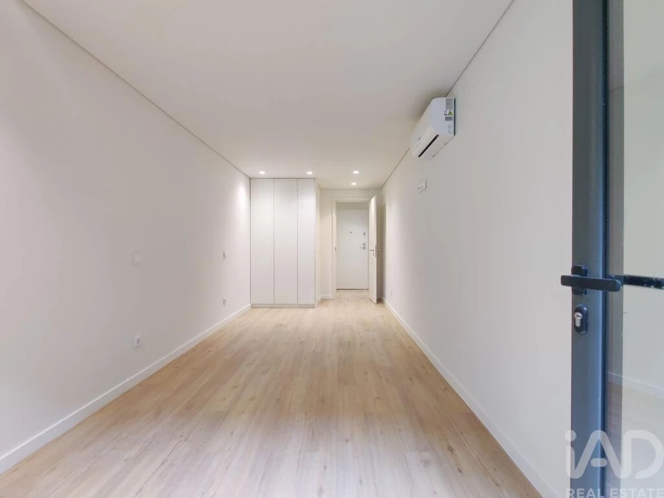 Apartamento T1 para Venda em Cedofeita, Santo Ildefonso, Sé, Miragaia, São Nicolau e Vitória Foto 18