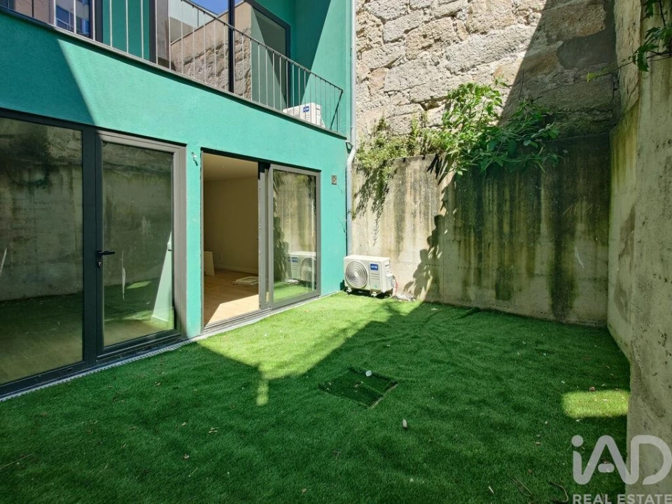 Apartamento T1 para Venda em Cedofeita, Santo Ildefonso, Sé, Miragaia, São Nicolau e Vitória Foto 2