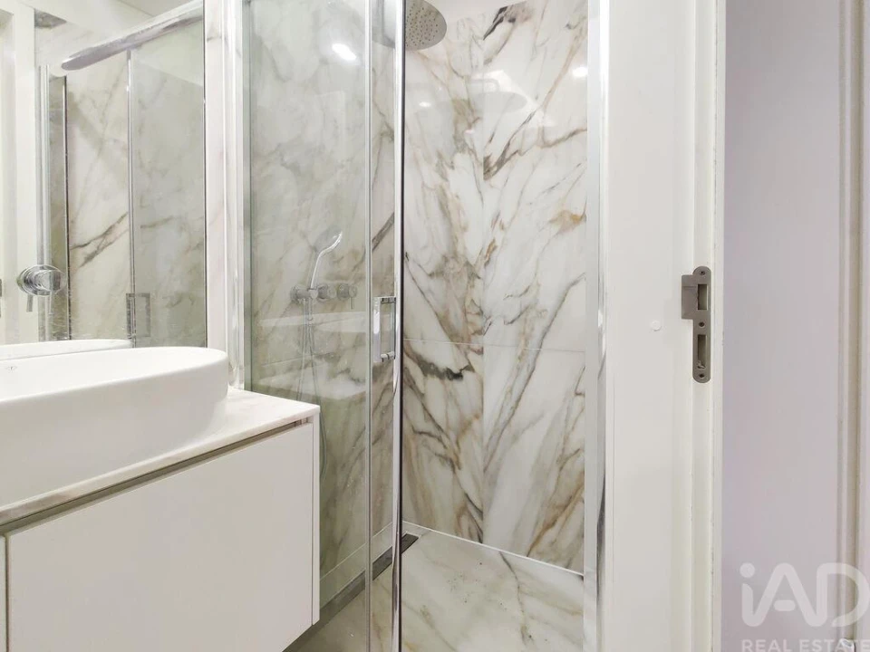 Apartamento T1 para Venda em Cedofeita, Santo Ildefonso, Sé, Miragaia, São Nicolau e Vitória Foto 22