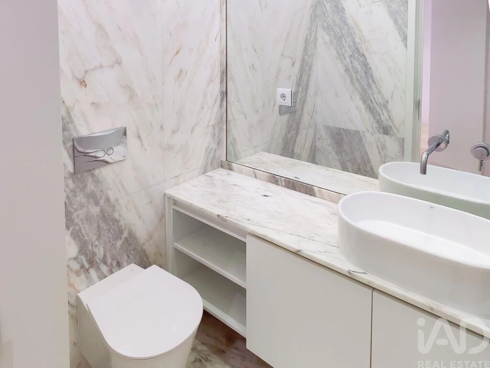 Apartamento T1 para Venda em Cedofeita, Santo Ildefonso, Sé, Miragaia, São Nicolau e Vitória Foto 23