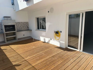 Apartamento T3 para Venda em Albufeira e Olhos de Água
