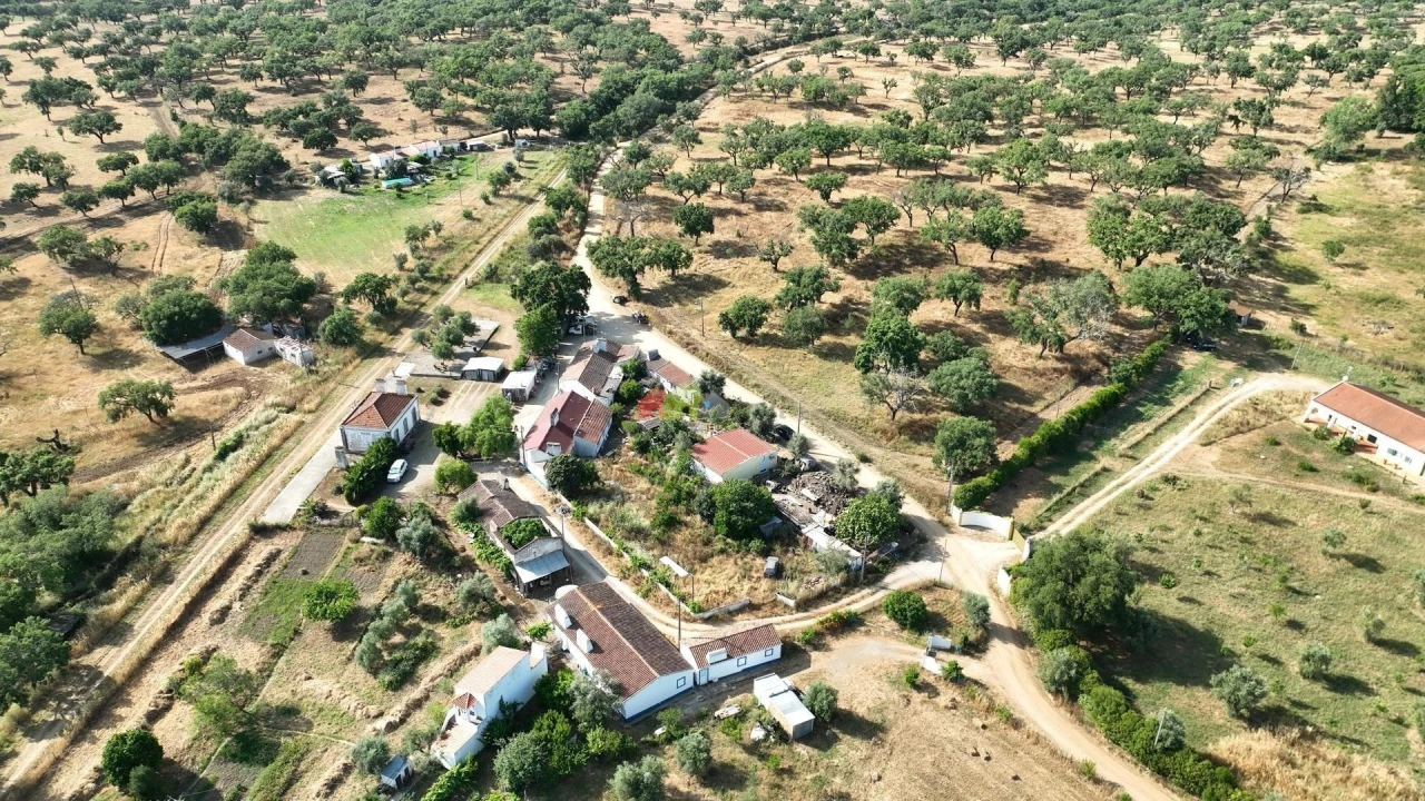 Quinta T3 para Venda em Nossa Senhora da Vila, Nossa Senhora do Bispo e Silveiras Foto 43