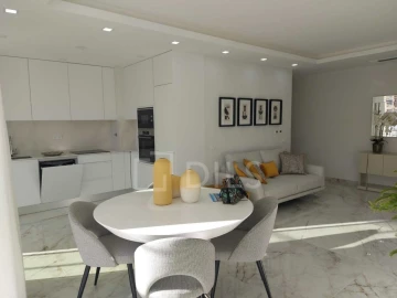 Apartamento T2 para Venda em Lagos (São Sebastião e Santa Maria)