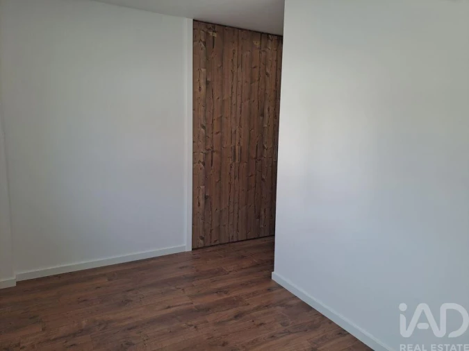 Moradia T3 para Venda em Louriçal Foto 16