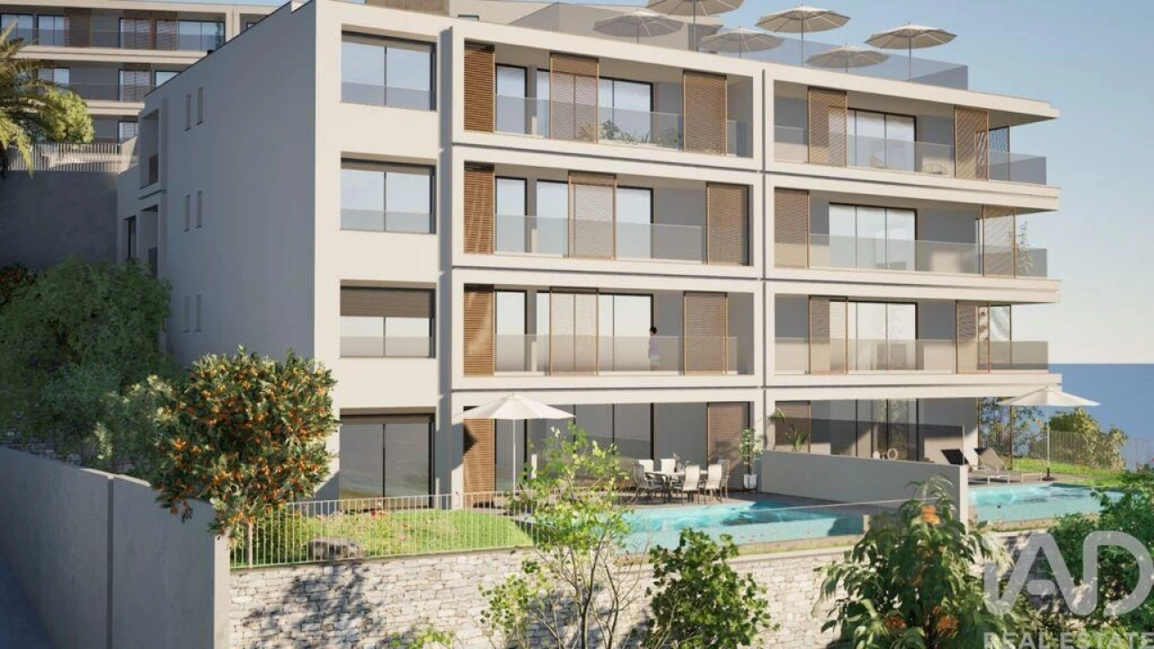 Apartamento T1 para Venda em Estreito de Camara de Lobos Foto 17
