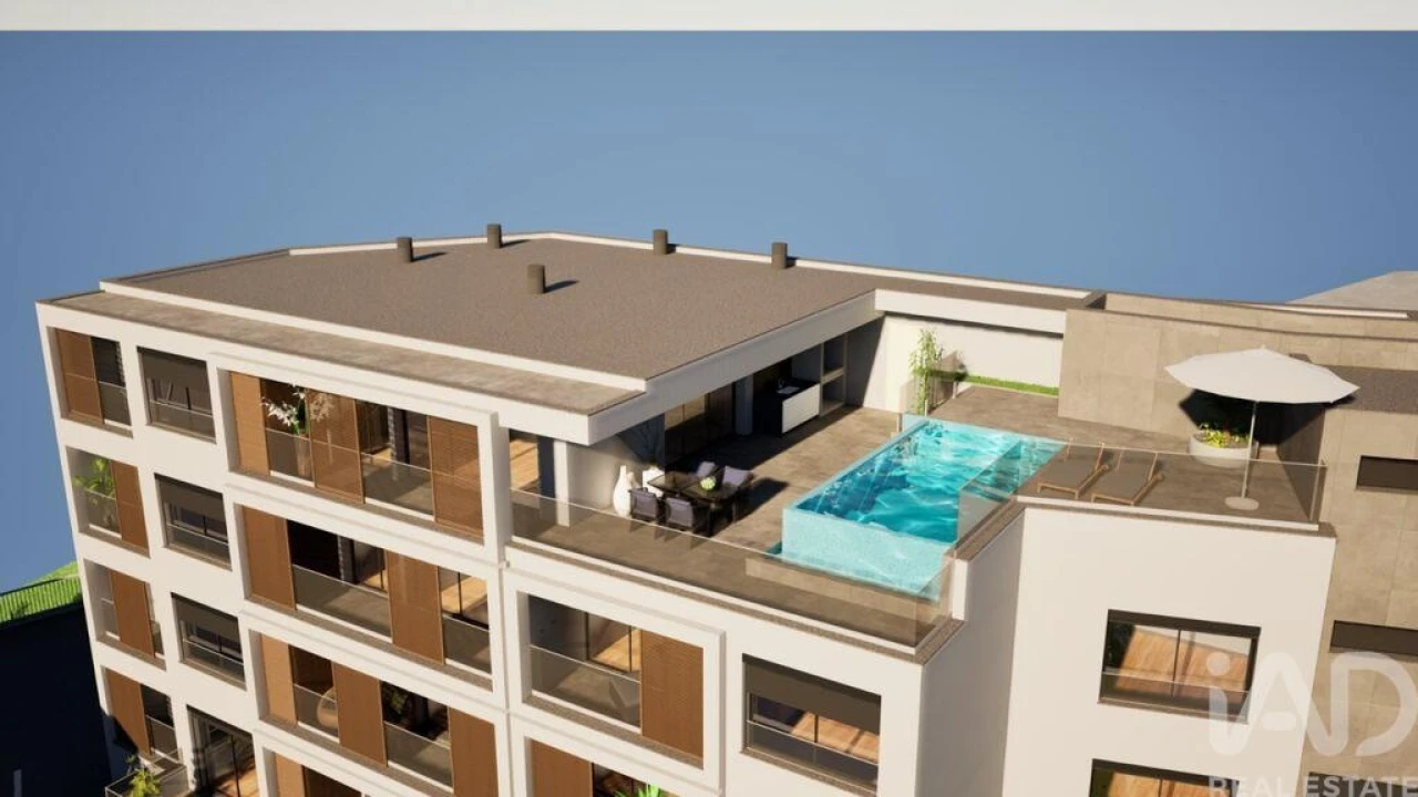 Apartamento T1 para Venda em Estreito de Camara de Lobos Foto 16