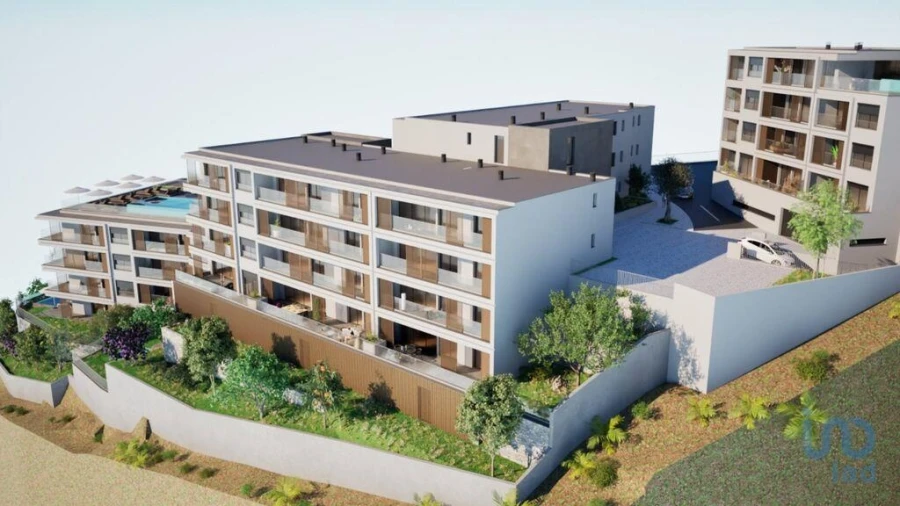 Apartamento T1 para Venda em Estreito de Camara de Lobos Foto 11