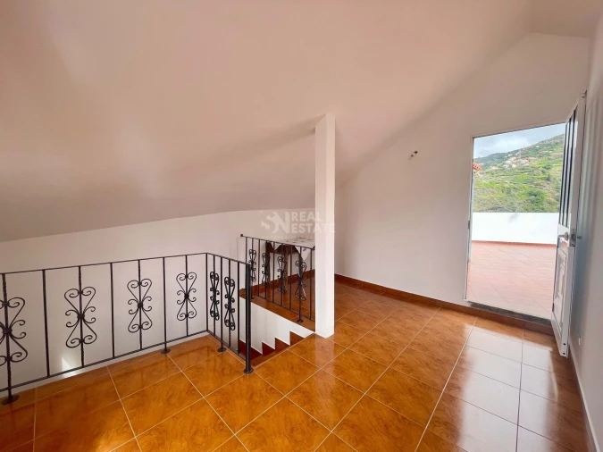 Moradia T3 para Venda em Ribeira Brava Foto 7