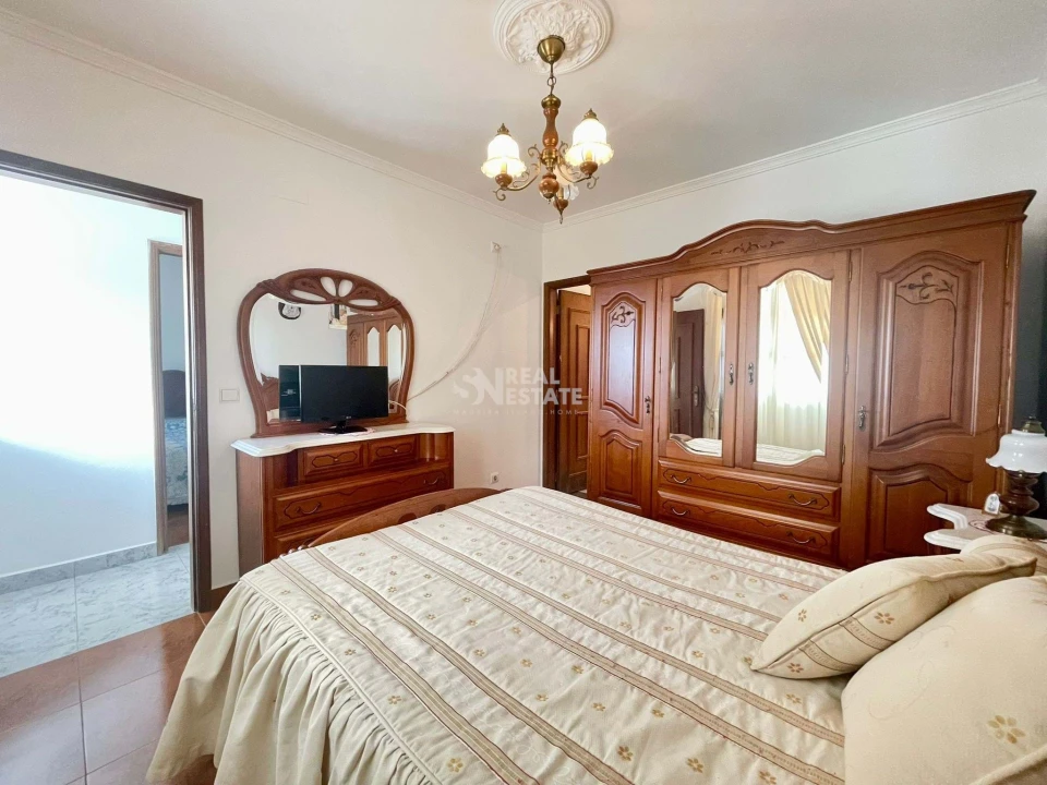 Moradia T3 para Venda em Ribeira Brava Foto 10