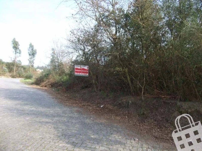 Terreno para Venda em Serzedelo