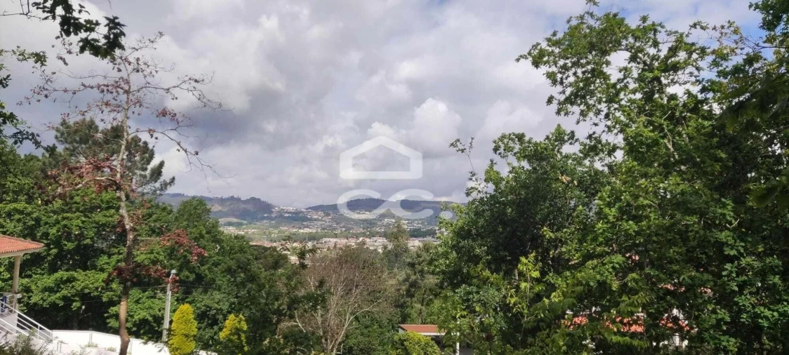 Terreno para Venda em Cepães e Fareja Foto 3