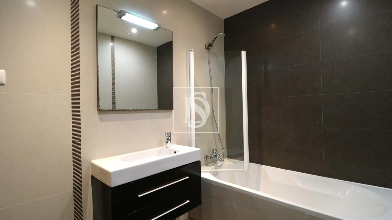 Moradia T2 para Venda em São Silvestre Foto 14