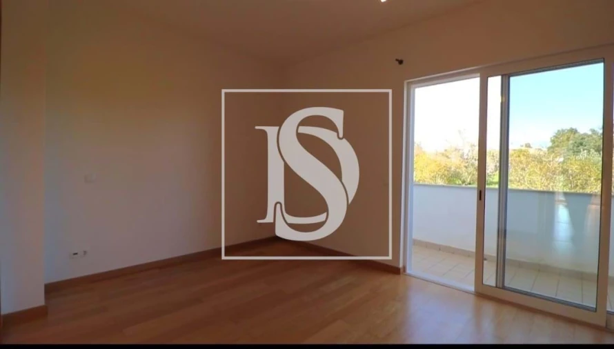 Moradia T2 para Venda em São Silvestre Foto 18