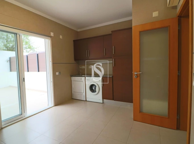 Moradia T2 para Venda em São Silvestre Foto 6