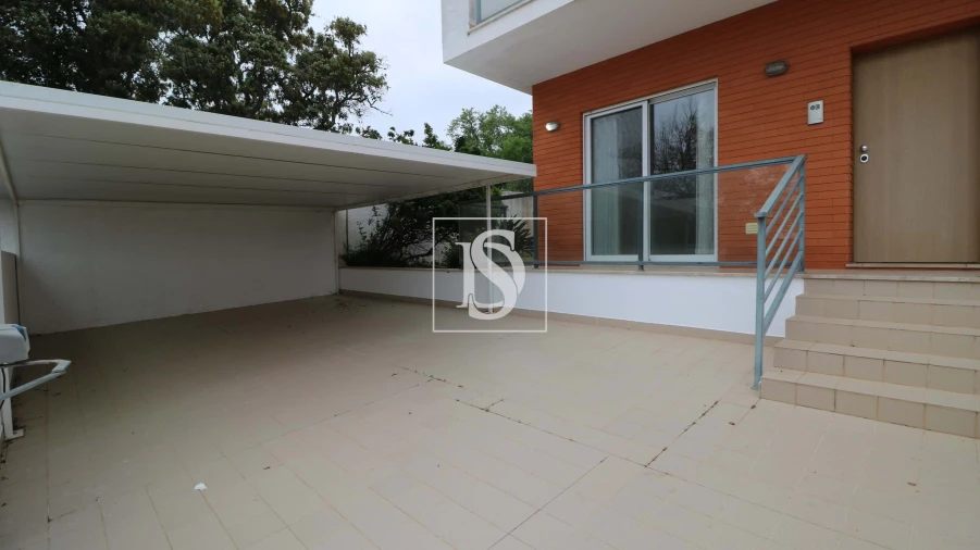 Moradia T2 para Venda em São Silvestre Foto 25