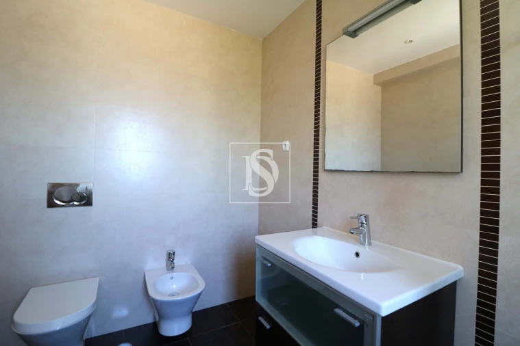 Moradia T2 para Venda em São Silvestre Foto 22