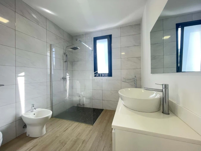 Moradia T3 para Venda em Ribeira Brava Foto 12