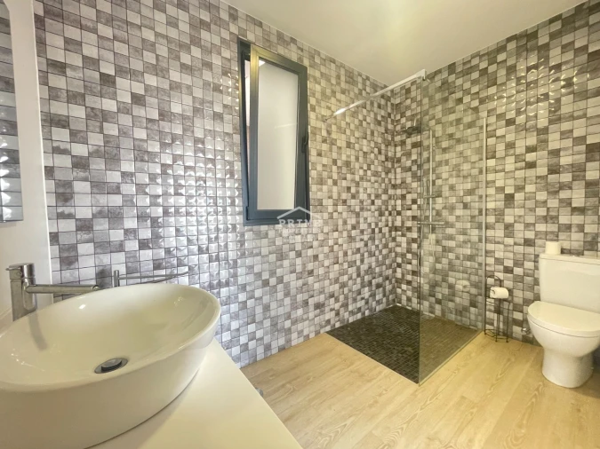 Moradia T3 para Venda em Ribeira Brava Foto 10